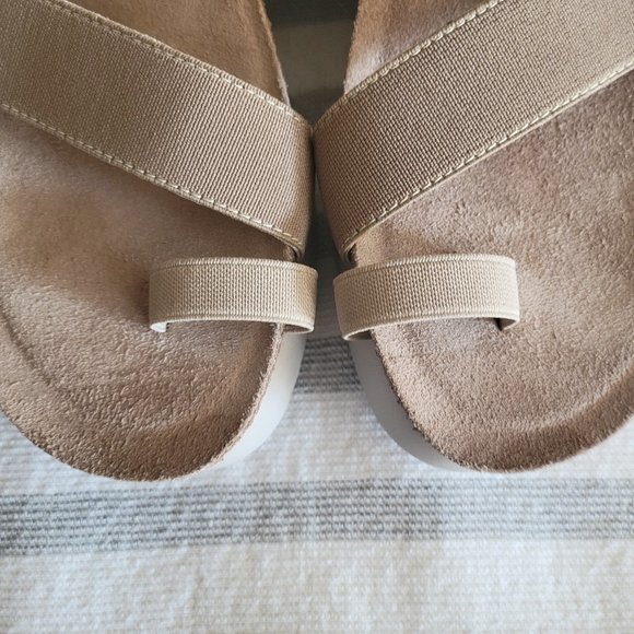 Munro Tan Sandals with Cushioned Footbed - Picture 12 of 14